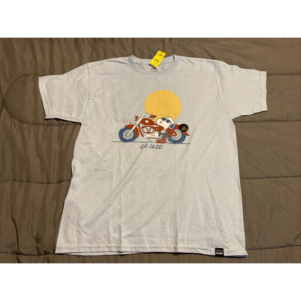 Peanuts - Snoopy Riding Motorcycle RSQ Boys Youth T-Shirt Light Blue Size XL NWT